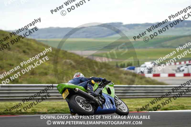 cadwell no limits trackday;cadwell park;cadwell park photographs;cadwell trackday photographs;enduro digital images;event digital images;eventdigitalimages;navarra;no limits trackdays;peter wileman photography;racing digital images;trackday digital images;trackday photos